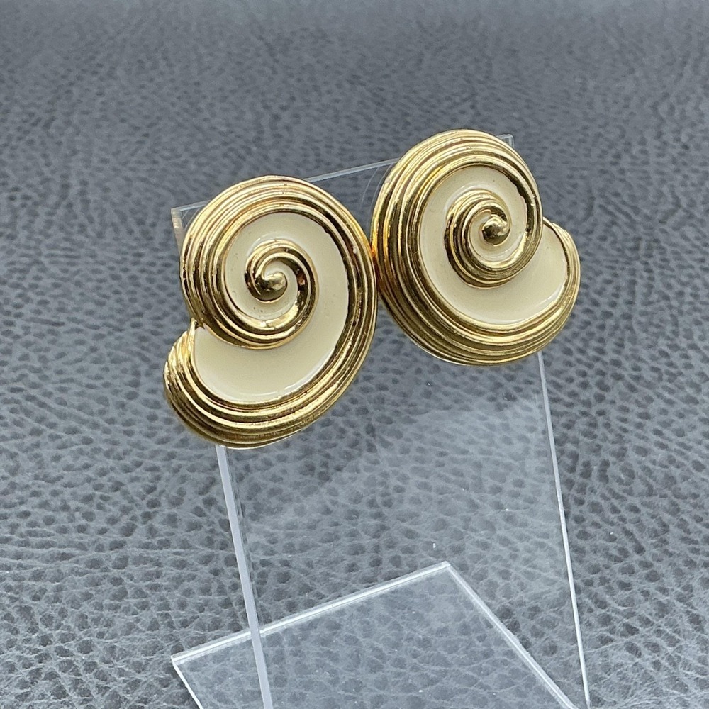 Earrings Gold Tone Swirl Stud Womens Cream Enamel Asymmetrical Jewelry Retro